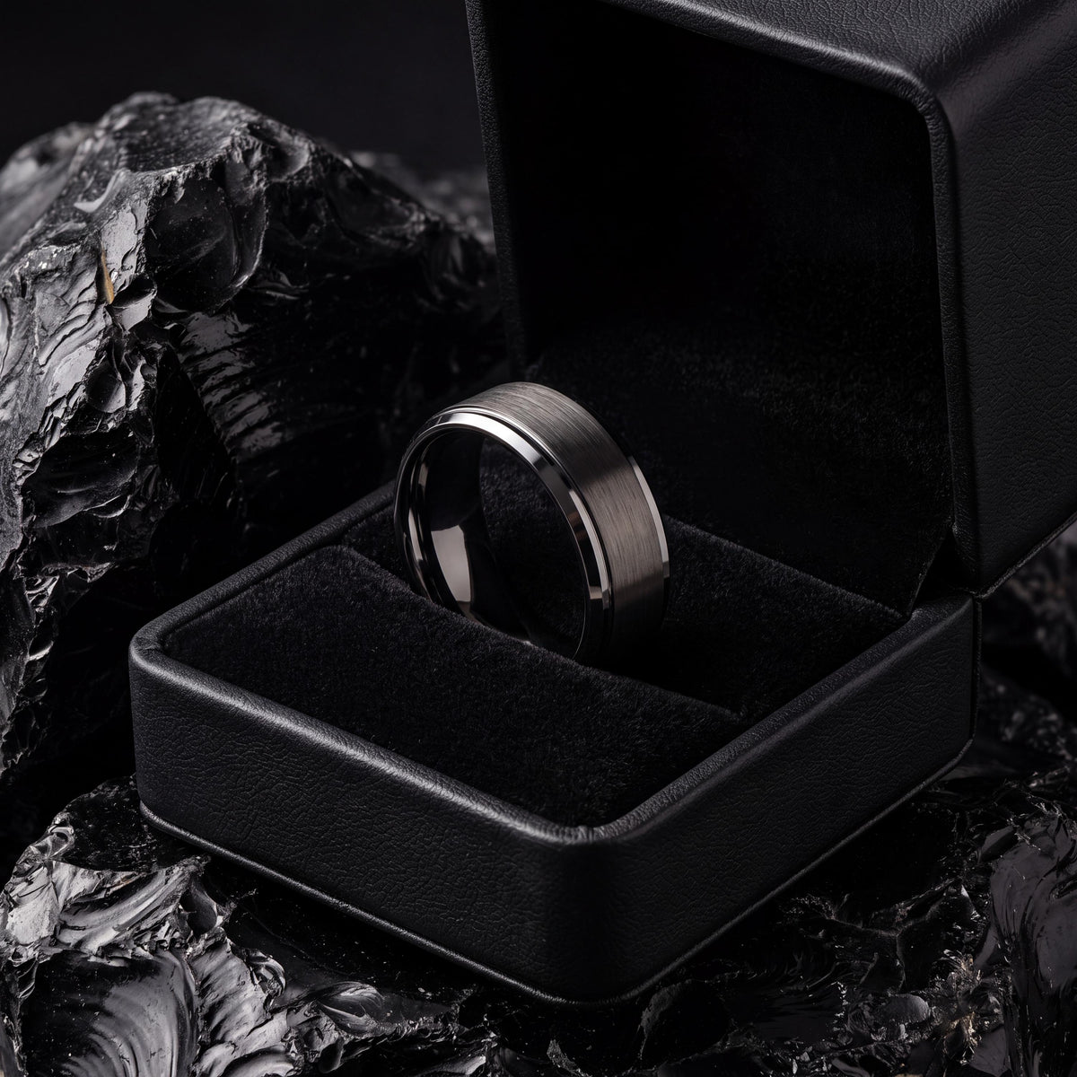 Wedding Band,Mens Wedding Band Tungsten,Matching Wedding Bands His and Hers,Wedding Rings Sets His and Hers,Male Wedding Band Gunmetal 6mm,8