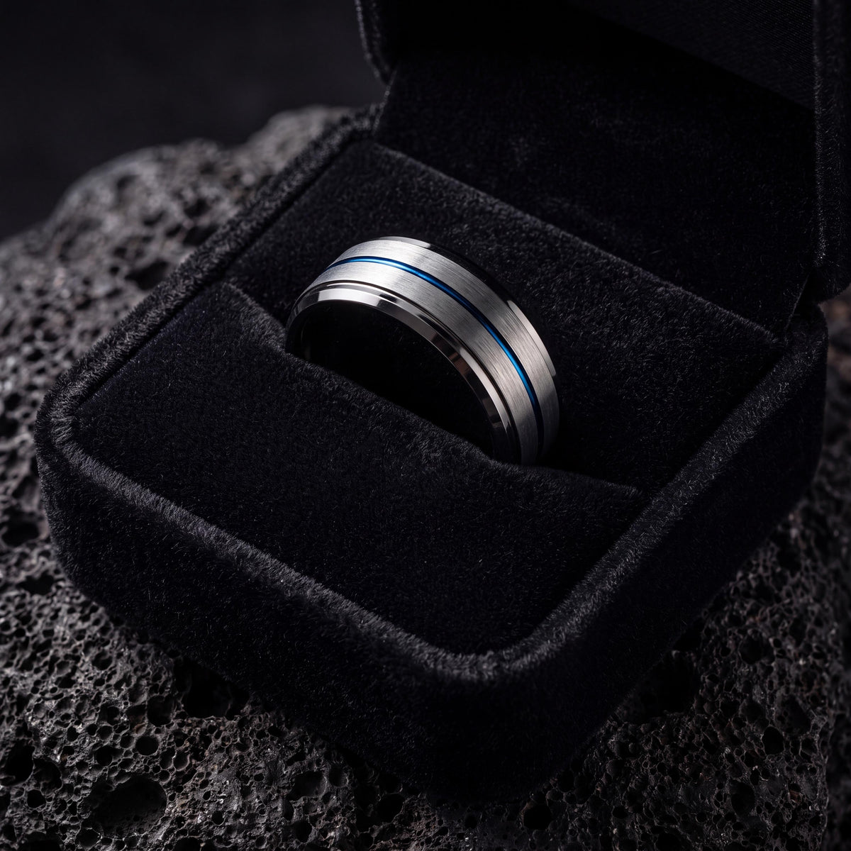 Mens Wedding Band Tungsten,Men Wedding Ring,Personalized Wedding Fan,Male Wedding Band Gunmetal 8mm,Stackable Rings Silver,Mens Blue Ring,10