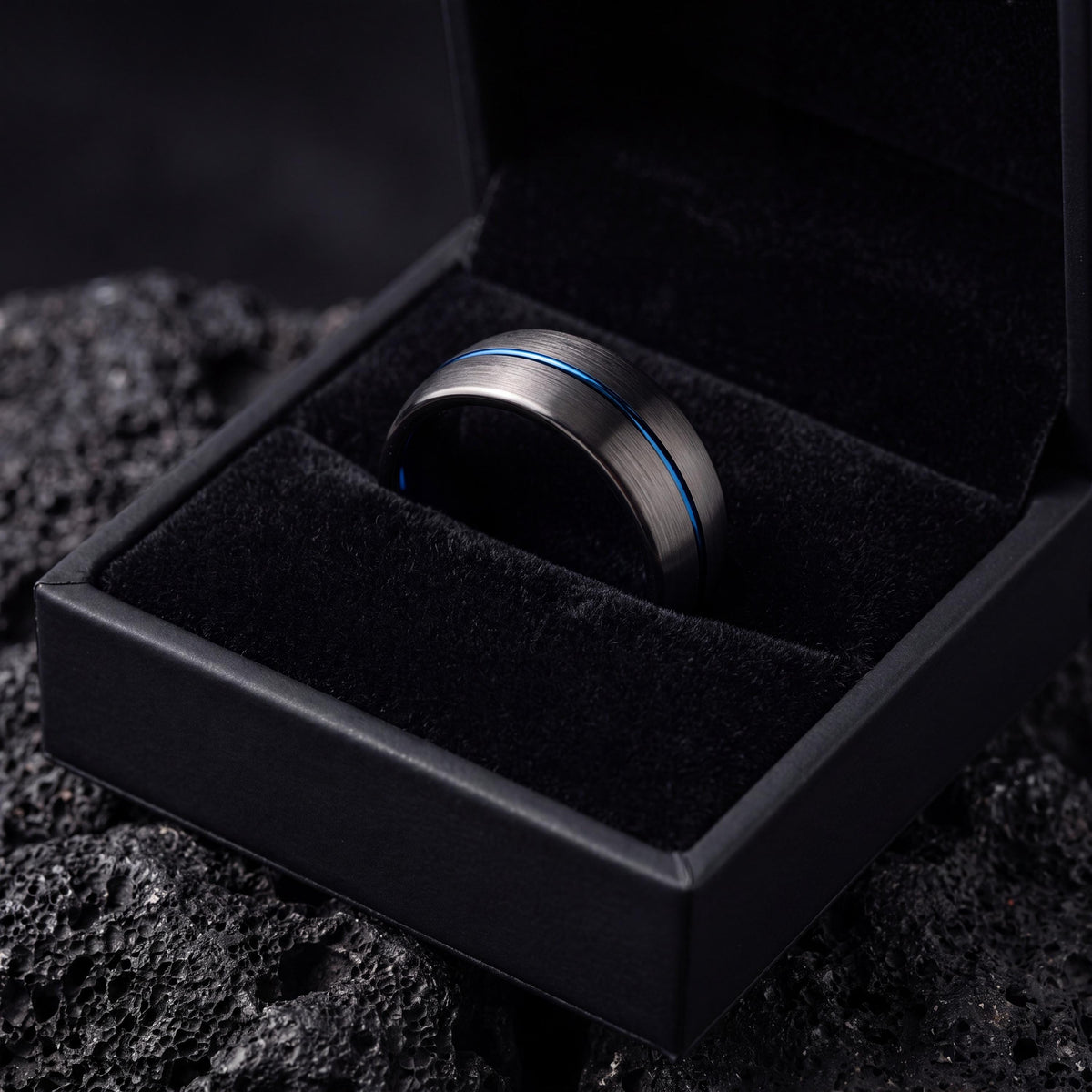 Mens Tungsten Wedding Band,Matching Wedding Bands His and Hers,Wedding Band Tungsten Carbide,Male Wedding Band Gunmetal 6mm,Mens Blue Ring,8